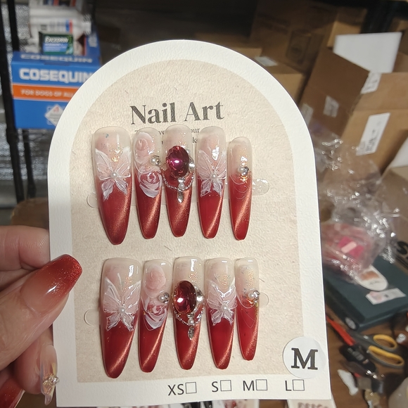 Floral and Glitter Press-On Nail Set - Picture 12 of 16